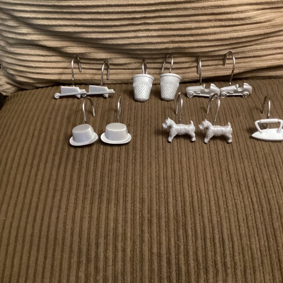 Hasbro MONOPOLY Shower Curtain Hooks - Picture 5 of 5